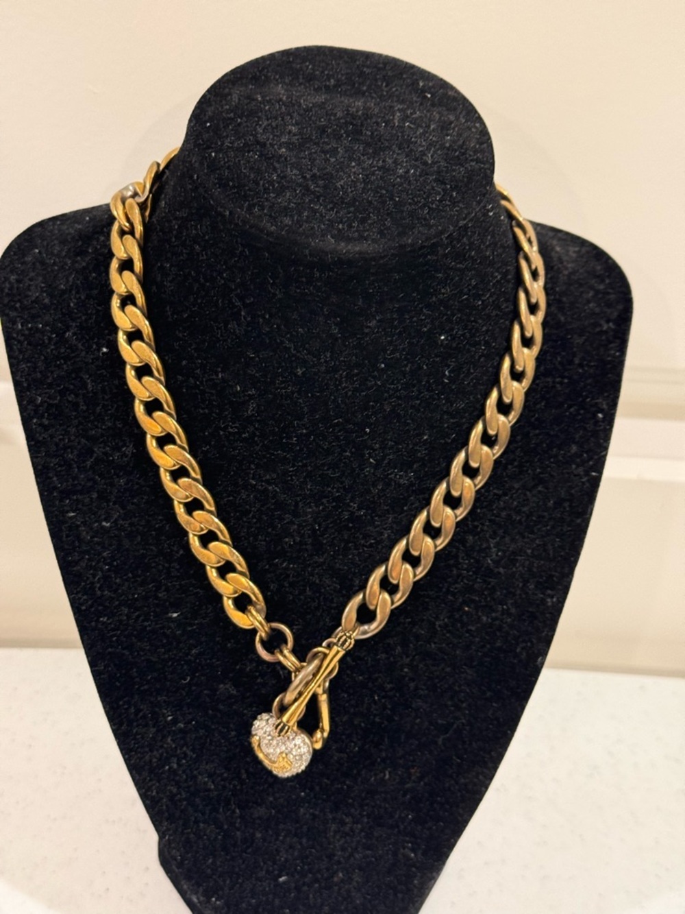 Juicy Couture Y2K Vintage Gold Necklace ~ RARE - Picture 2 of 6